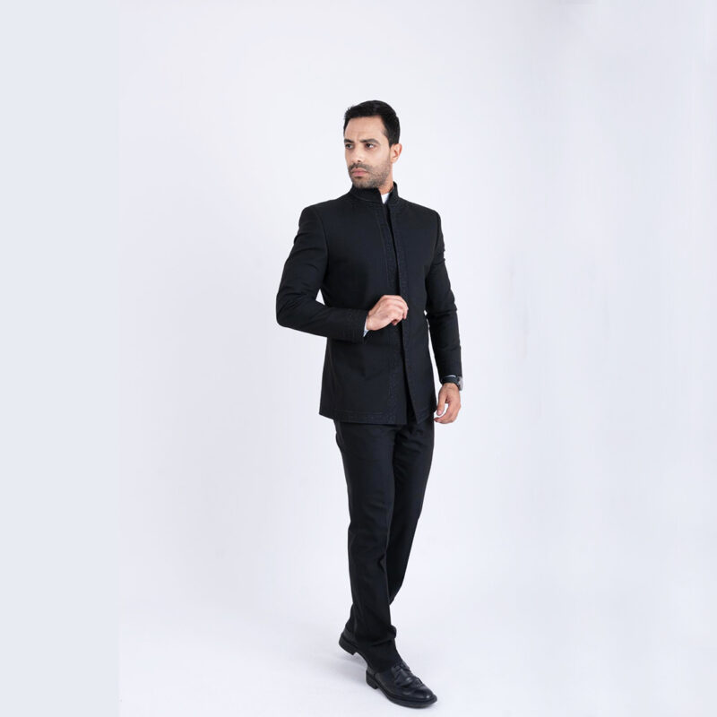 Costume Traditionnel Noir – Image 3