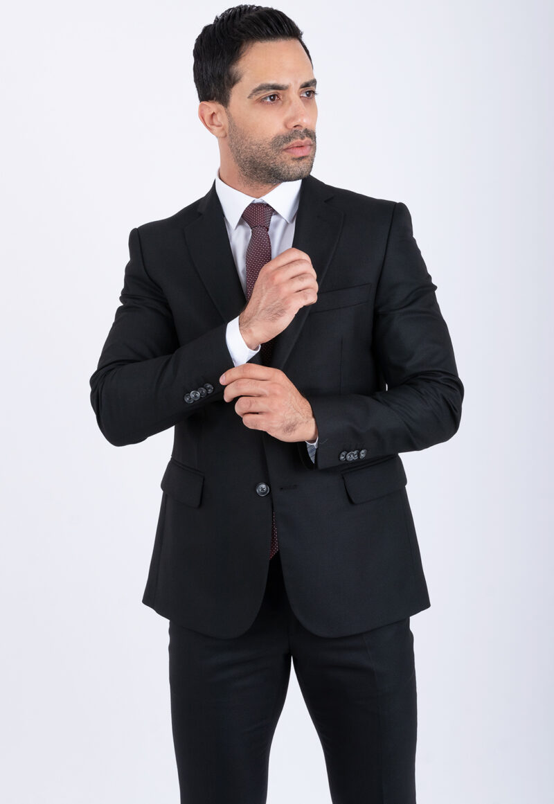 costume noir élégant pour mariage homme