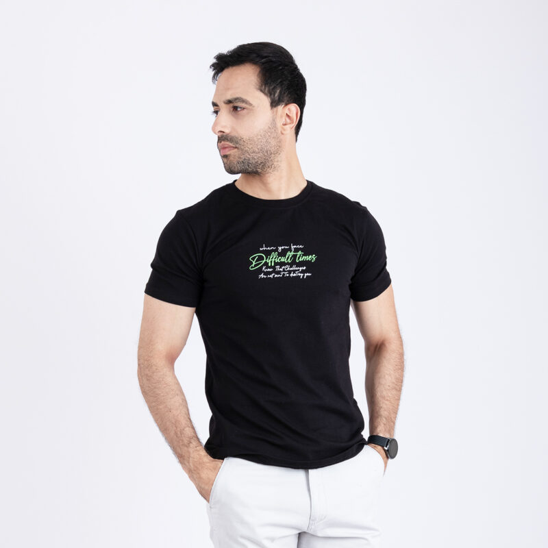 T-shirt Imprimé noir – Image 1