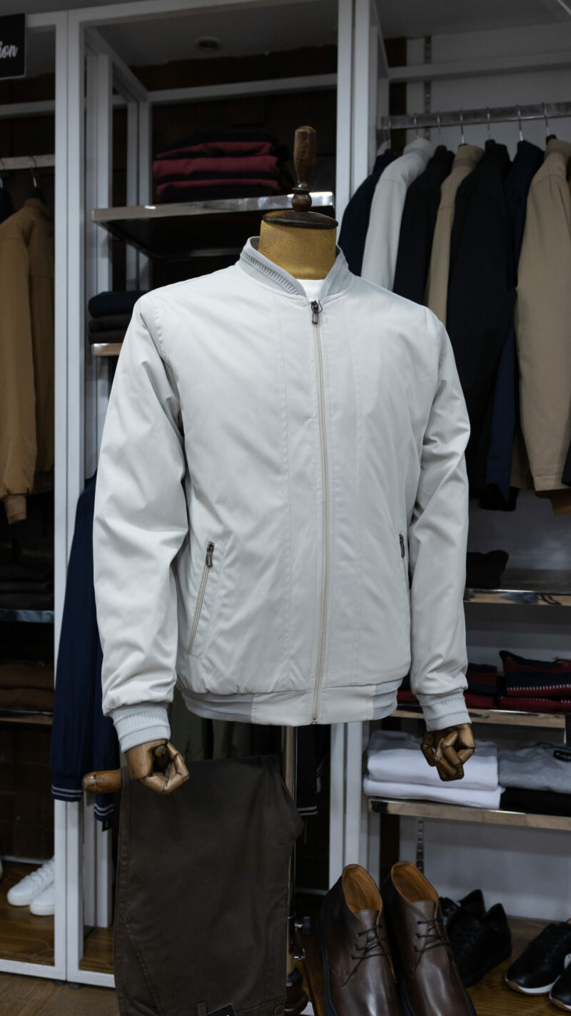 blouson homme couleur crème Évasion – coupe moderne polyvalente