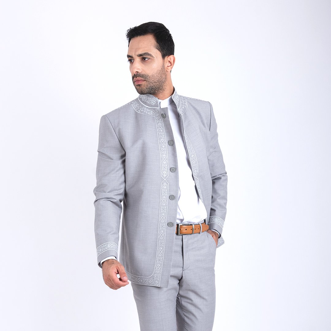 Costume Traditionnel gris-gr clair – Image 3